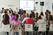 [2014-04-02] Konferencija za novinare PROSEFEST 2014 i dodela kniga ucenicima6